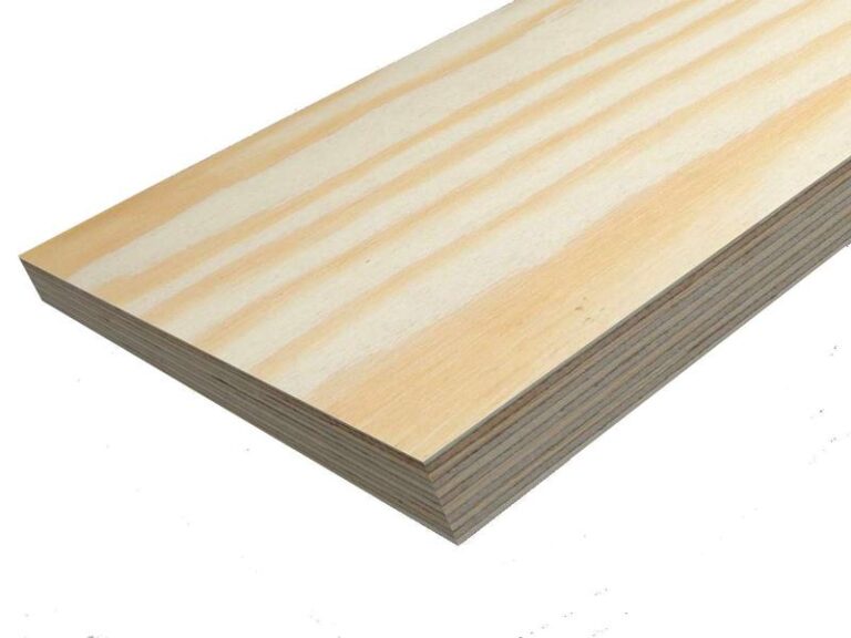 Sklejka czy OSB? Kluczowe wskazówki, jak dokonać najlepszego wyboru materiału do Twojego projektu